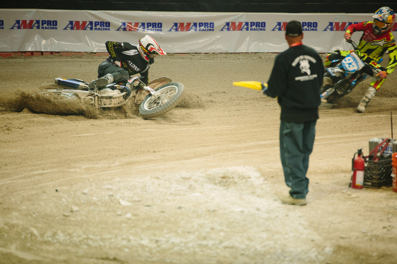 Illustration for article titled Behold The Controlled Chaos That Is Flat Track Motorcycle Racing